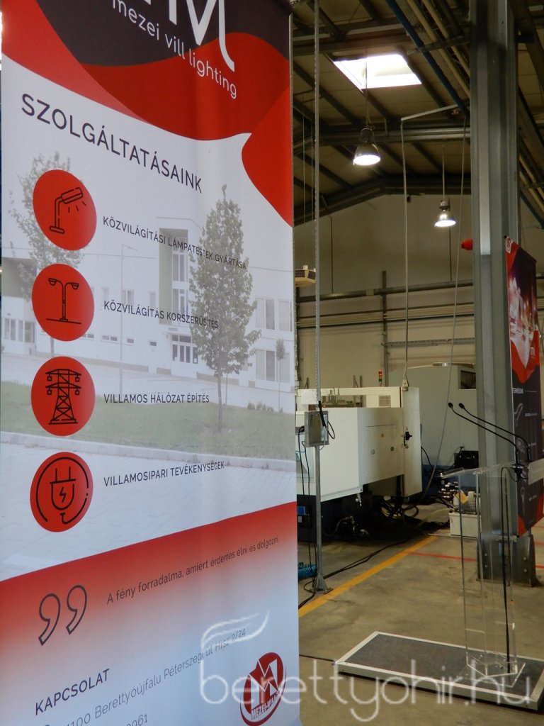 Szijjártó Péter látogatása a Mezei Vill-nél 13